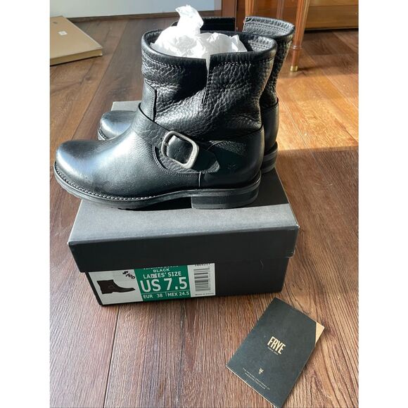 Frye‎ Women Veronica Bootie New In Box Size 7.5 - Picture 6 of 7